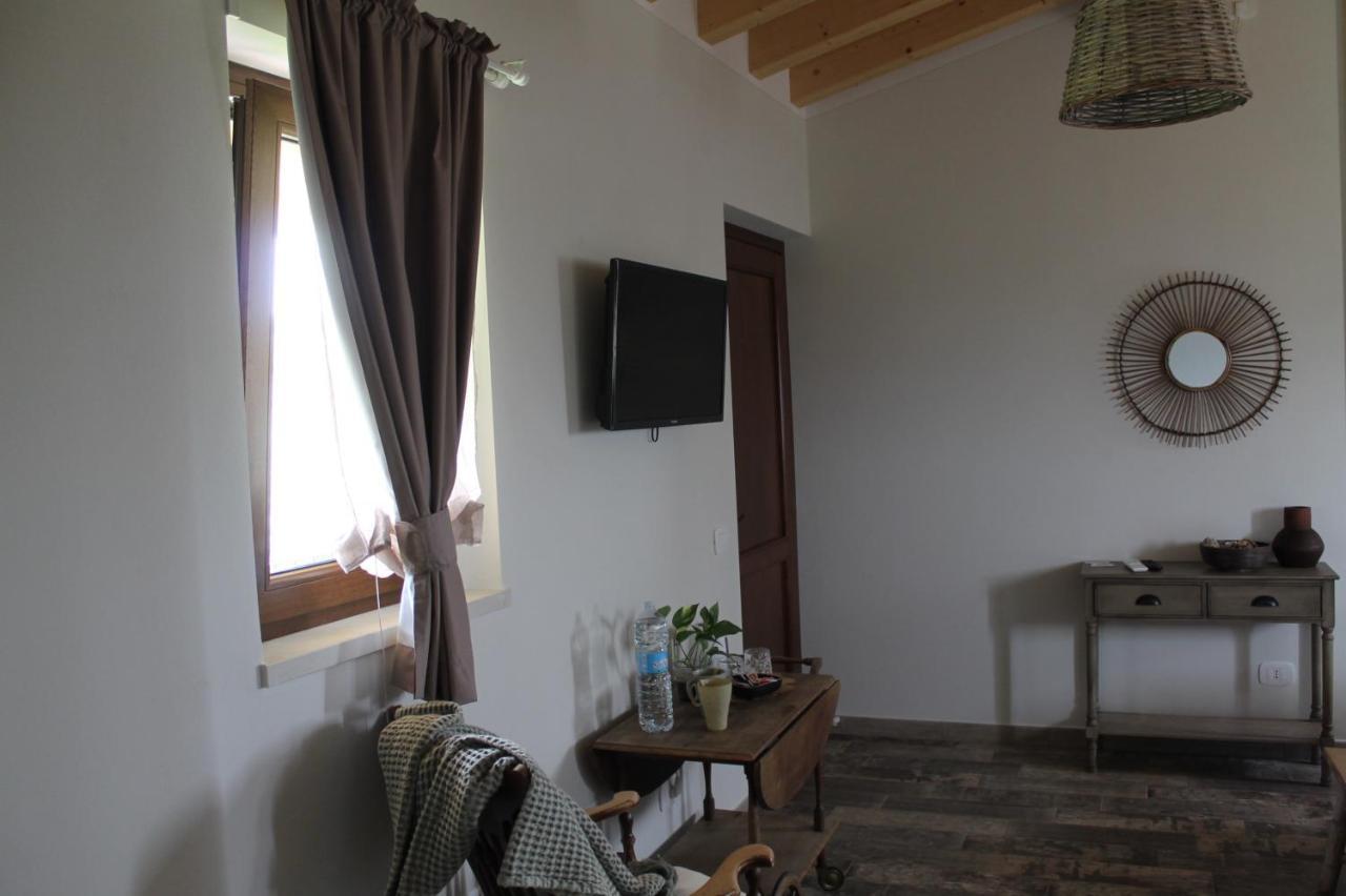Agriturismo B&B Le Casette Sul Garda Cavaion Veronese Eksteriør bilde