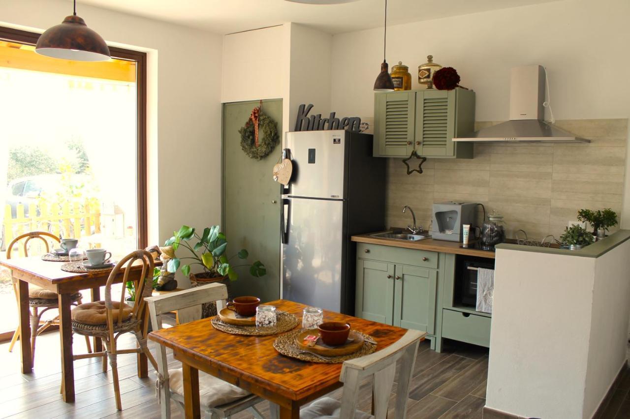 Agriturismo B&B Le Casette Sul Garda Cavaion Veronese Eksteriør bilde